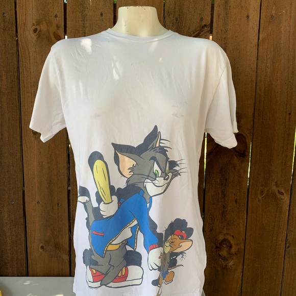 Retro Tom & Jerry graphic tee size Medium. - Picture 1 of 6